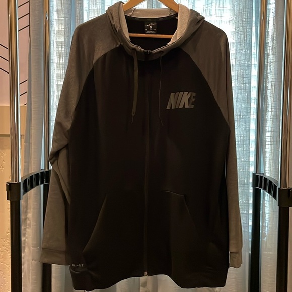NWT Men’s Nike Zip Sweatshirt - Picture 1 of 5